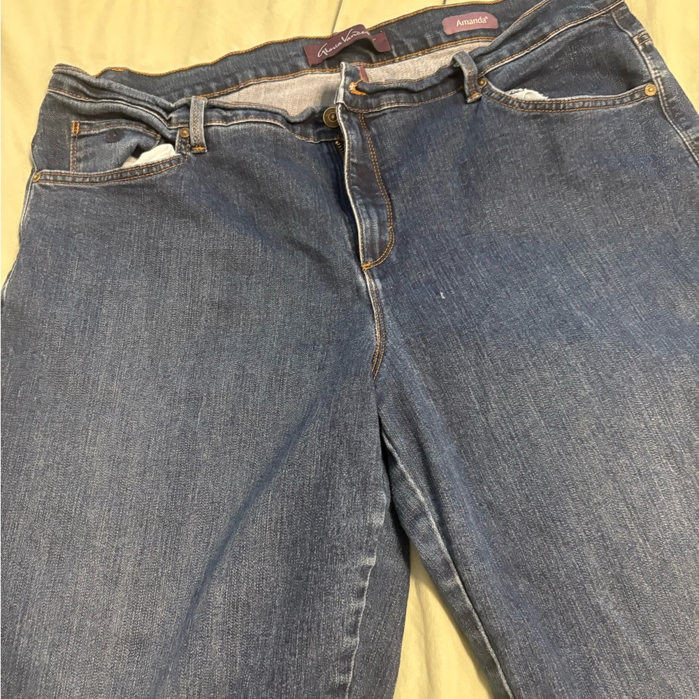 Gloria Vanderbilt Classic Blue Straight Leg Jeans